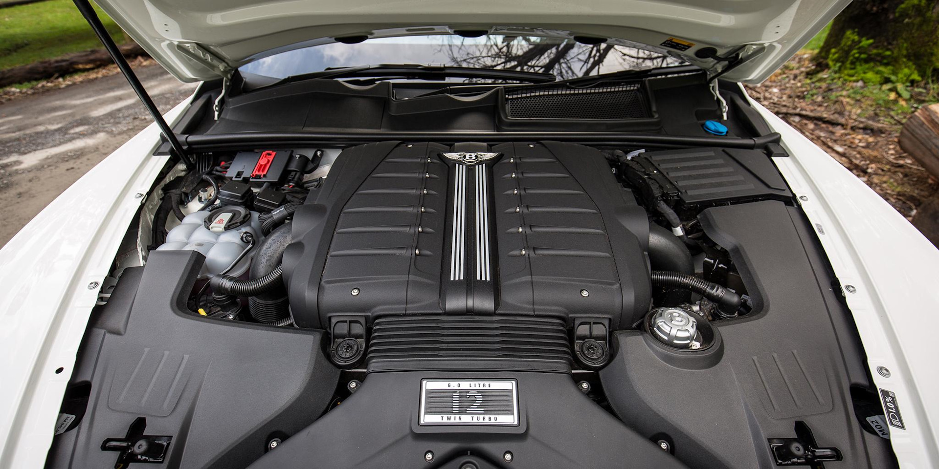 Активные подушки двигателя на Bentley Bentayga