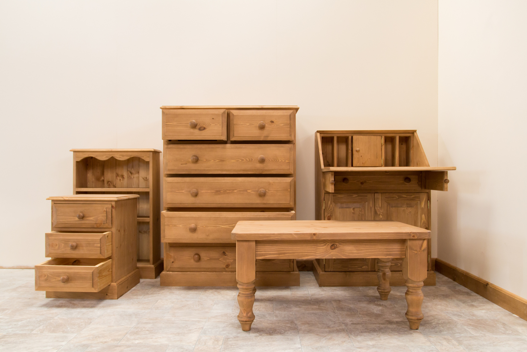 мебель из натуральной древесины